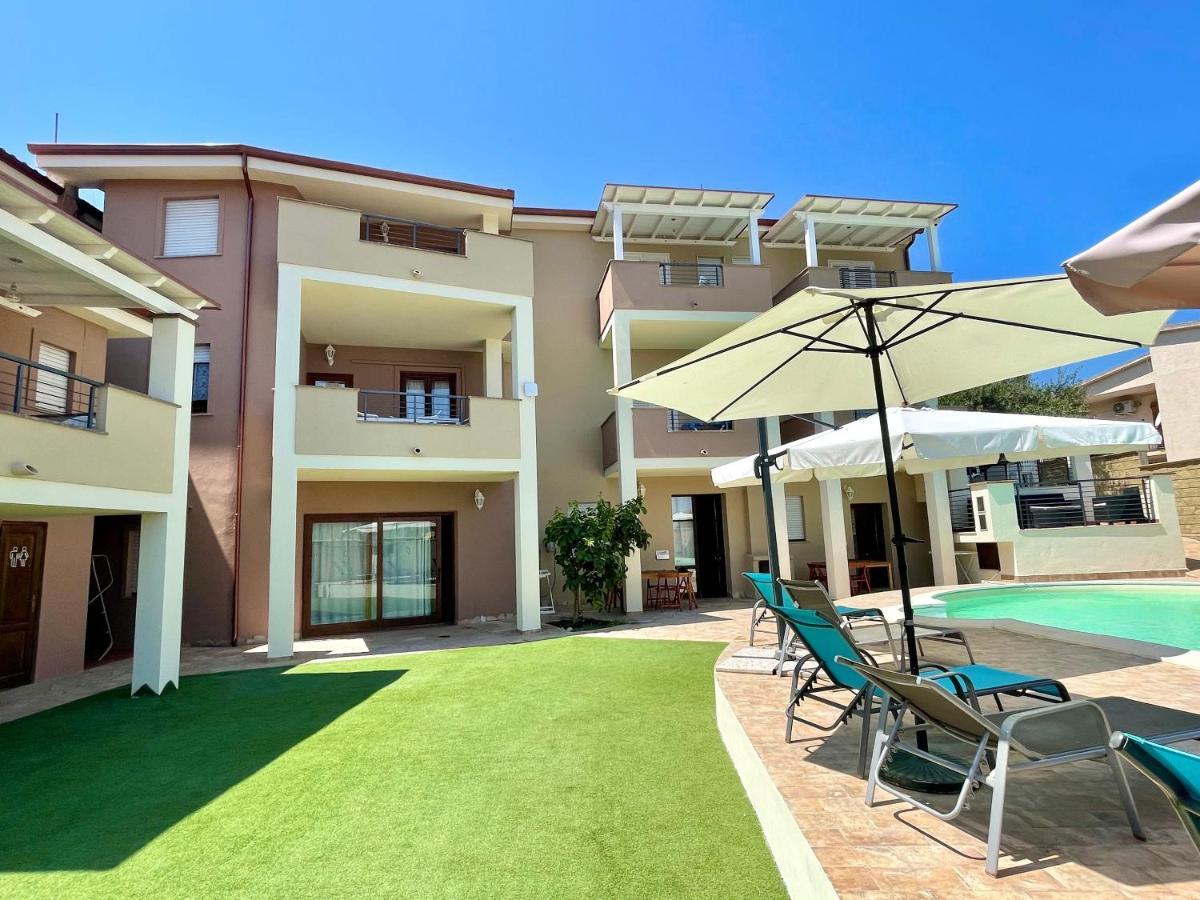 Apartment Maria Tergu Ngoại thất bức ảnh